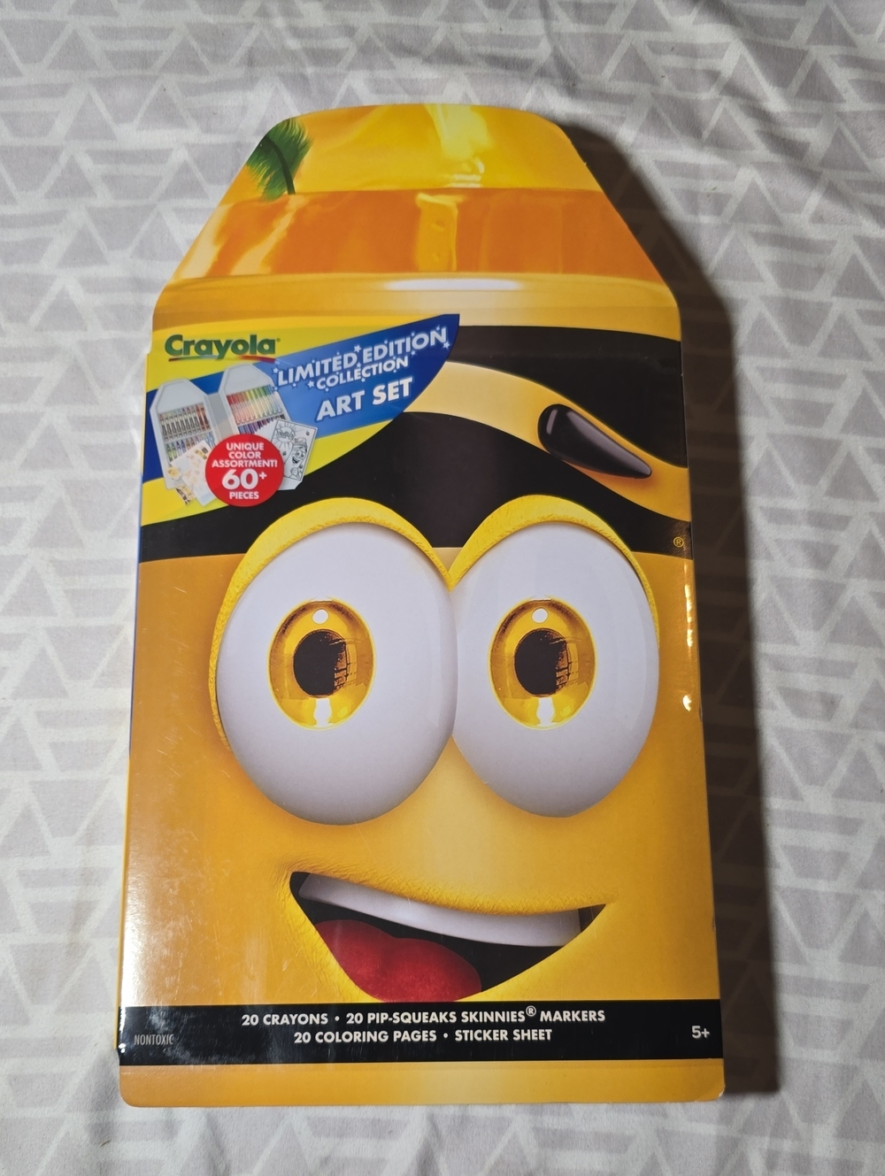 Crayola Minions Yellow Limited Edition Art Set